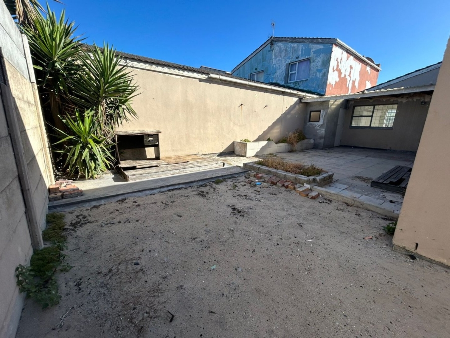3 Bedroom Property for Sale in Portlands Western Cape